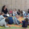Mądra szkoła czyta dzieciom