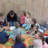 Mądra szkoła czyta dzieciom